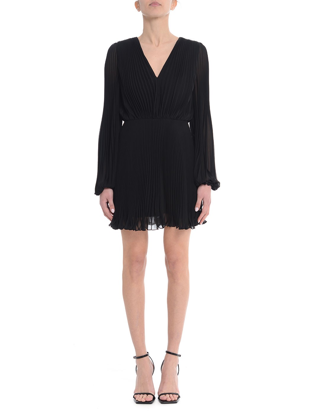 MAX MARA VISITA
