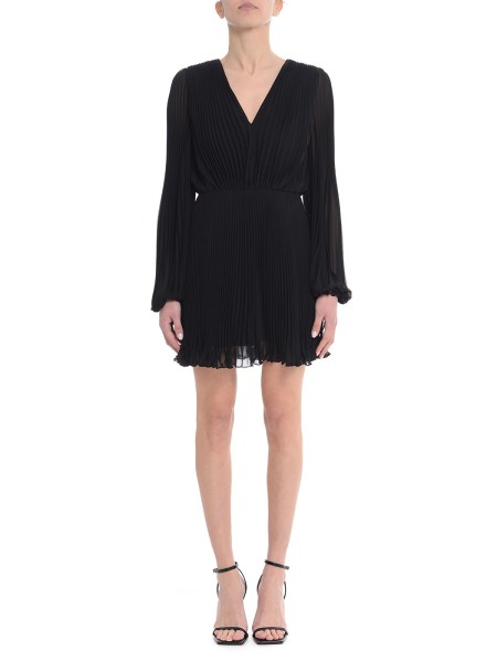 MAX MARA VISITA