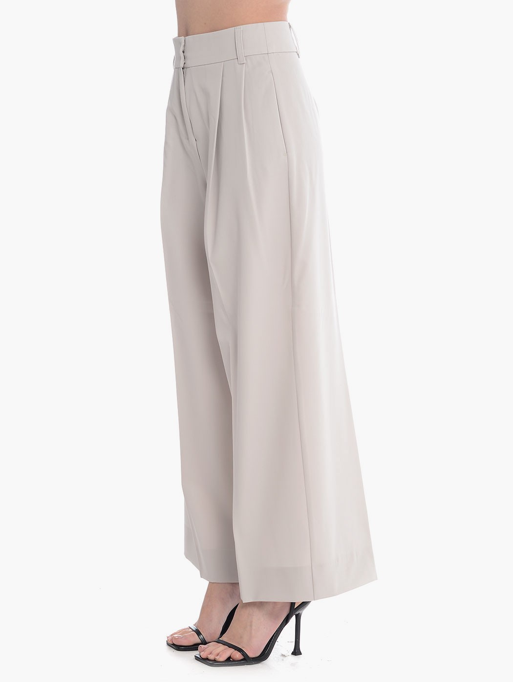 NICHOLS-002 -  - S MAX MARA