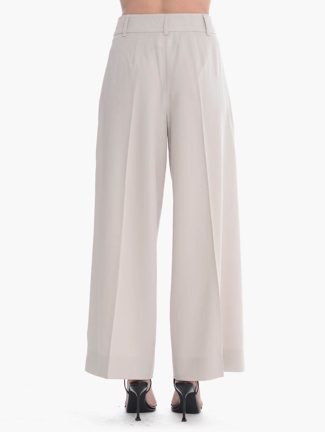 NICHOLS-002 -  - S MAX MARA