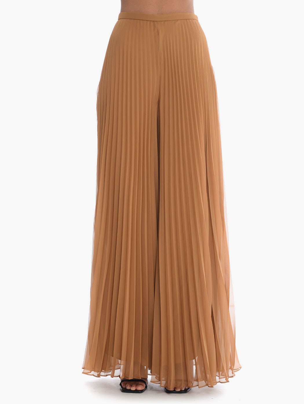 MXEGREMBO-001 -  - MAX MARA